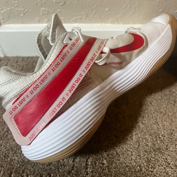 Nike hyperset 9.5 volleyball court shoes - Picture 3 of 4